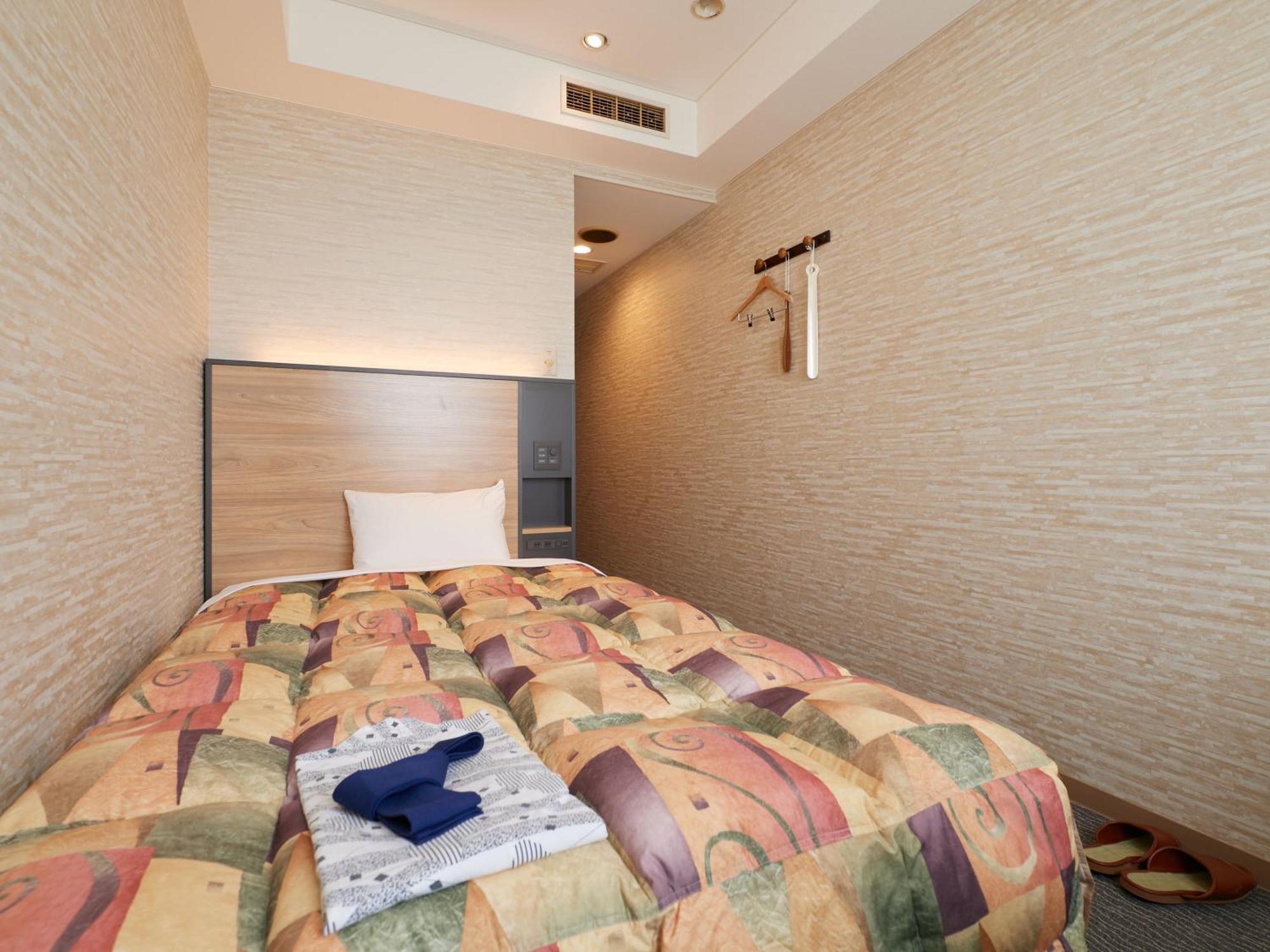 Gamagori Hotel Экстерьер фото