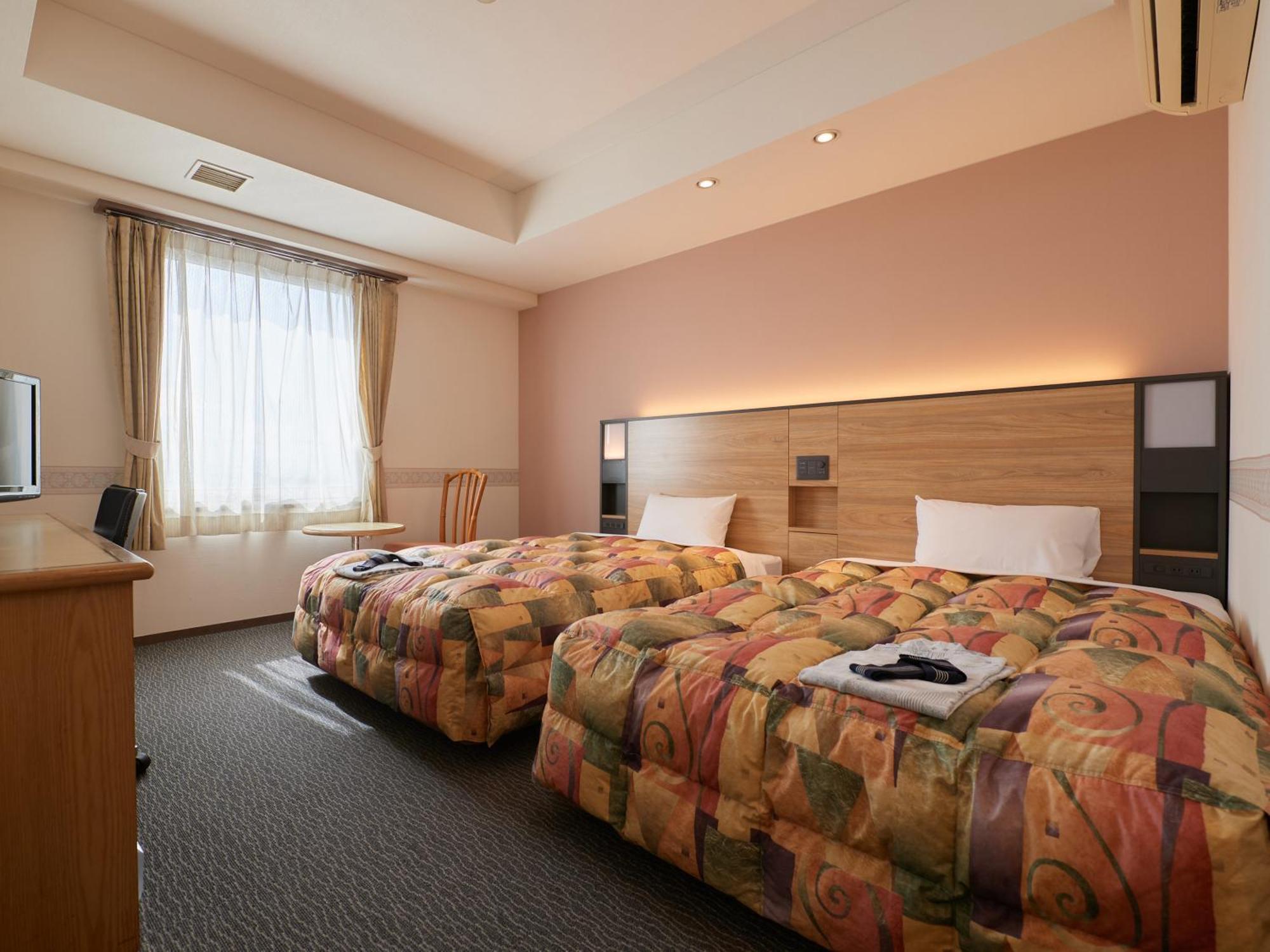 Gamagori Hotel Экстерьер фото