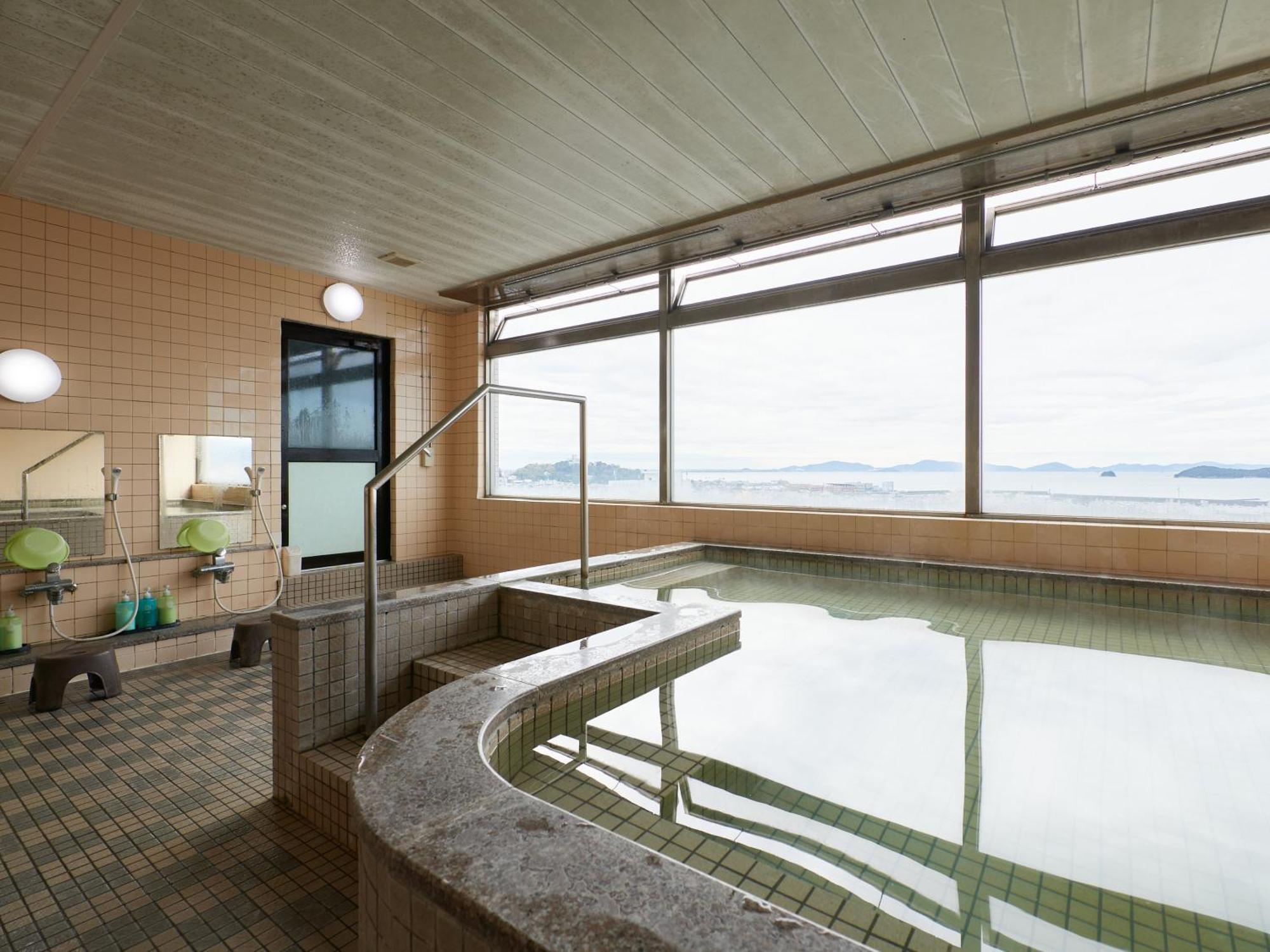 Gamagori Hotel Экстерьер фото