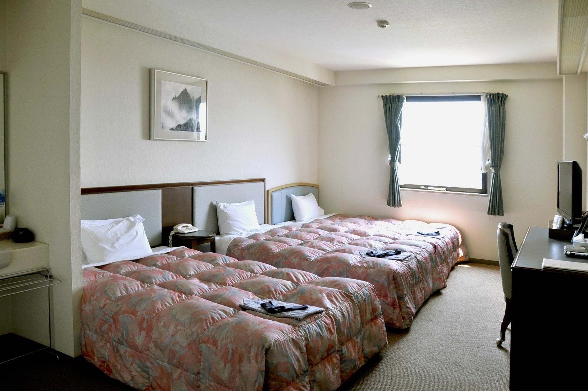 Gamagori Hotel Экстерьер фото